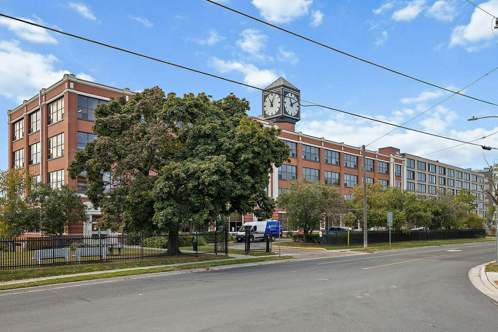 201-512-211 Hunter Street E, Peterborough, ON, K9H 7L6
