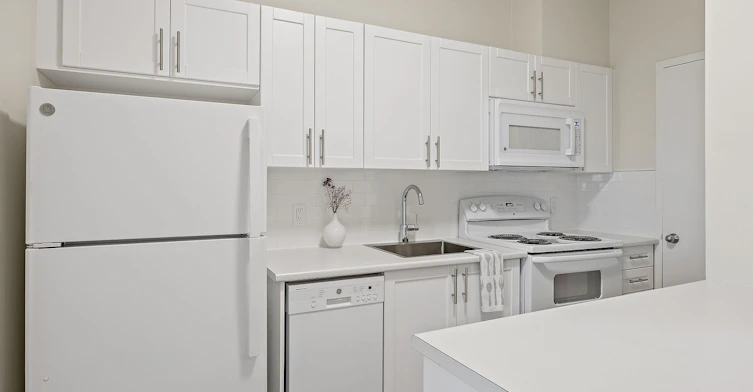 211-110-211 Hunter Street E, Peterborough, ON, K9H 7L6 - 13