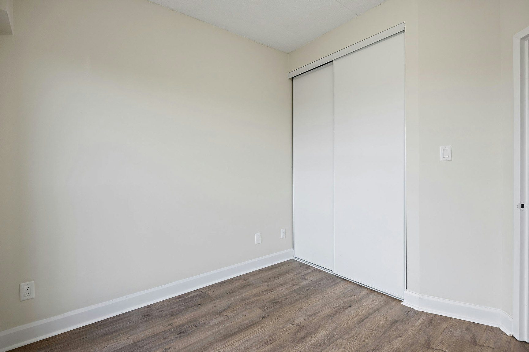 211-110-211 Hunter Street E, Peterborough, ON, K9H 7L6 - 17