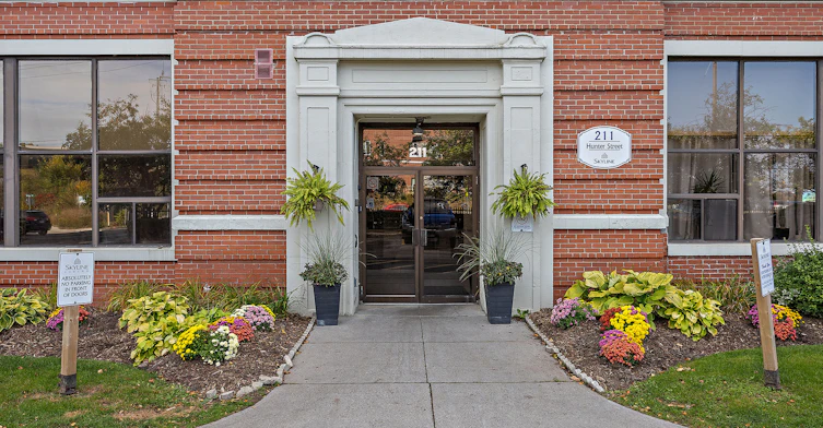 211-207-211 Hunter Street E, Peterborough, ON, K9H 7L6 - 2