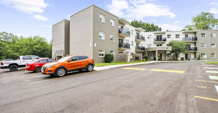 19-1105-19 Barker Street, Brant, ON, N3L 3L7 - 3