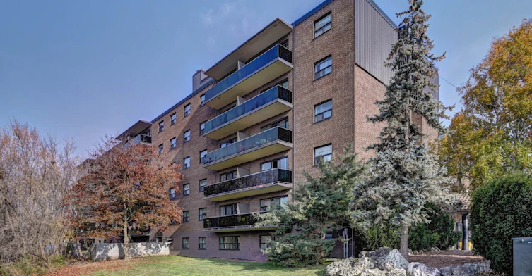 85-303-89 Willow Road, Guelph, ON, N1H 1W6 - 2