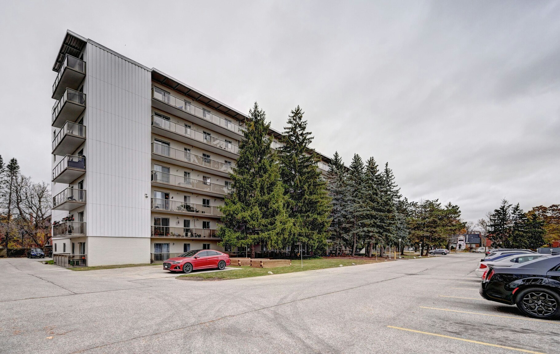 102-524 Woolwich Street, Guelph, ON, N1H 3X8 - 2