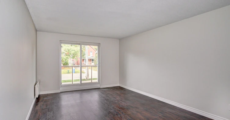 270 Waterloo Avenue, Guelph, ON, N1H 3J5 - 9