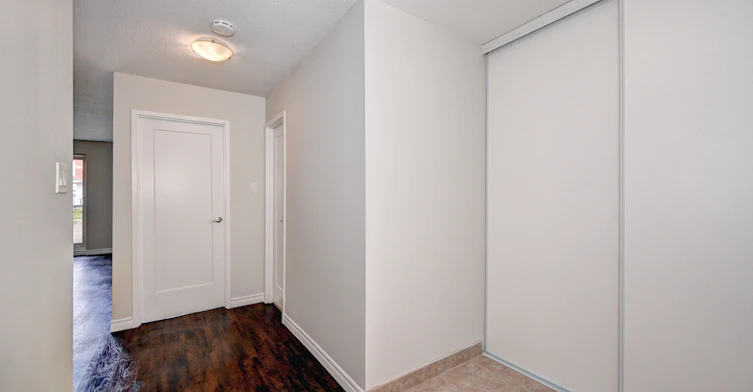 270 Waterloo Avenue, Guelph, ON, N1H 3J5 - 7