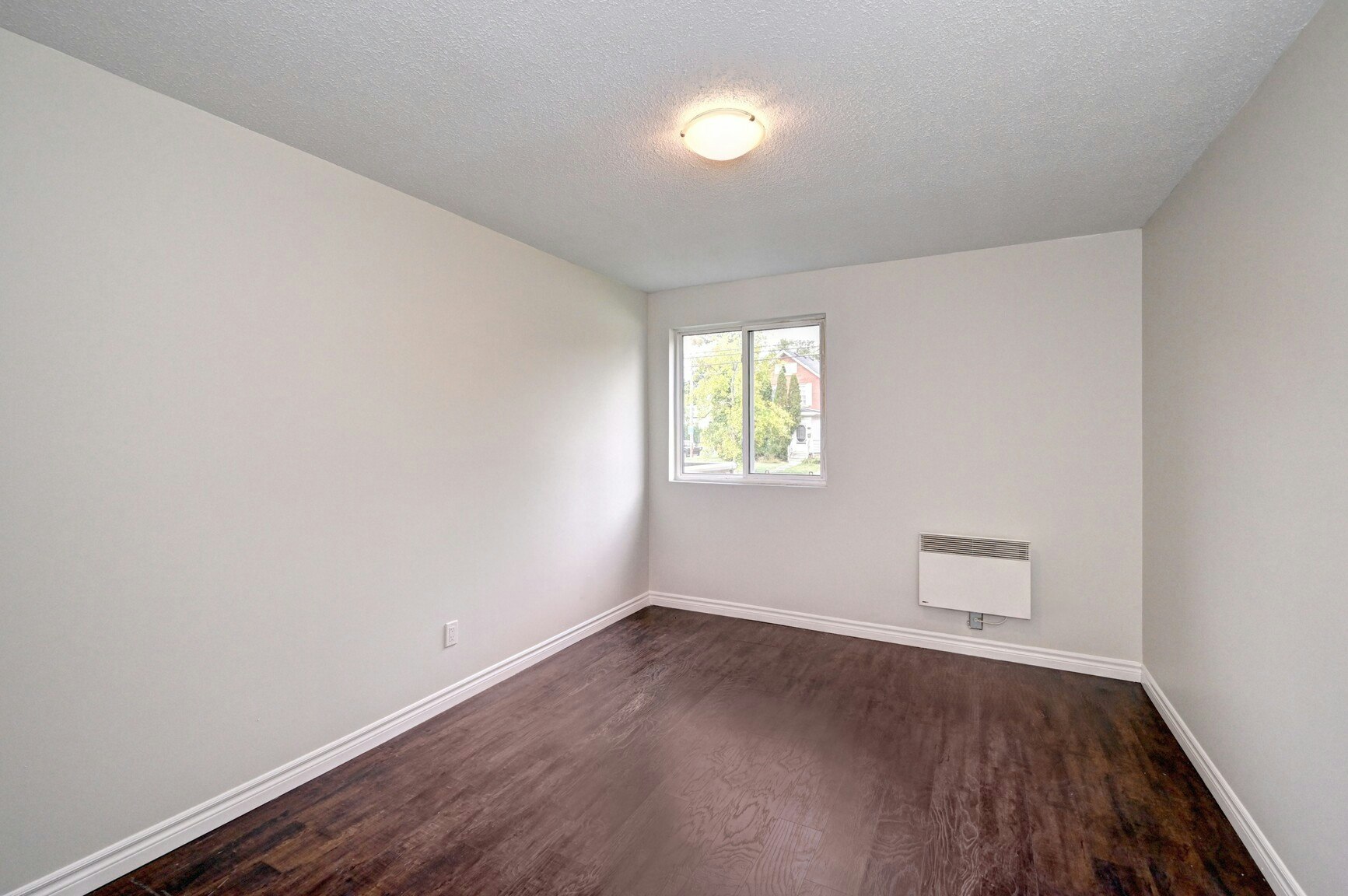 270 Waterloo Avenue, Guelph, ON, N1H 3J5 - 17