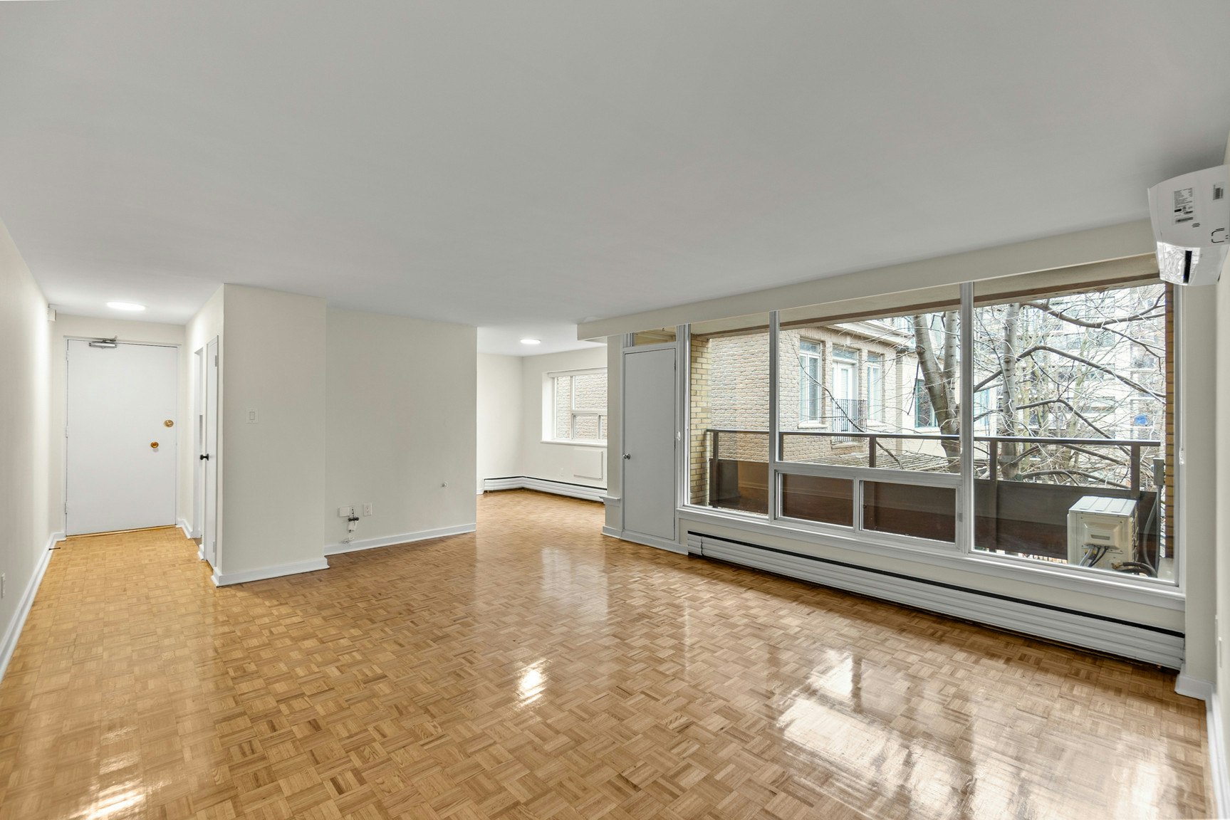 104-14 Deer Park Crescent, Toronto, ON, M4V 2C2 - 10