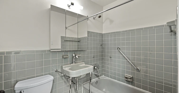 104-14 Deer Park Crescent, Toronto, ON, M4V 2C2 - 8