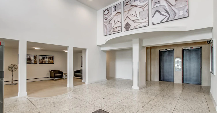 704-80 Speers Road, Oakville, ON, L6K 2E6 - 9