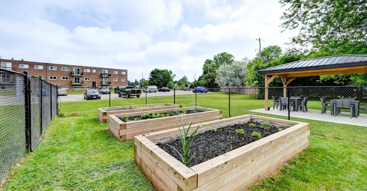 35-101-35 Flamingo Drive, Woolwich, ON, N3B 3A7 - 4
