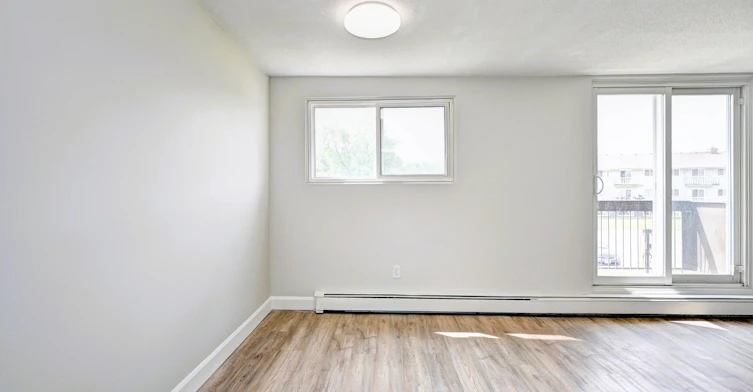 110-102-35 Flamingo Drive, Woolwich, ON, N3B 3A7 - 12
