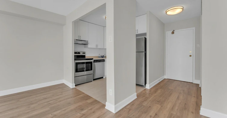 99-203-99 Sidney Street, Belleville, ON, K8P 4Y1 - 5