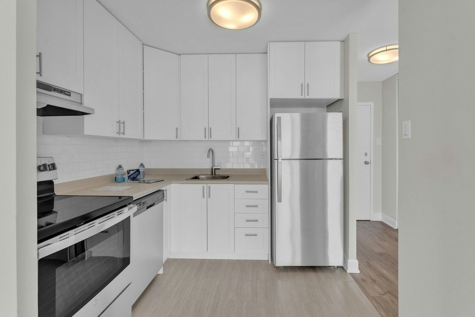 99-208-99 Sidney Street, Belleville, ON, K8P 4Y1 - 12