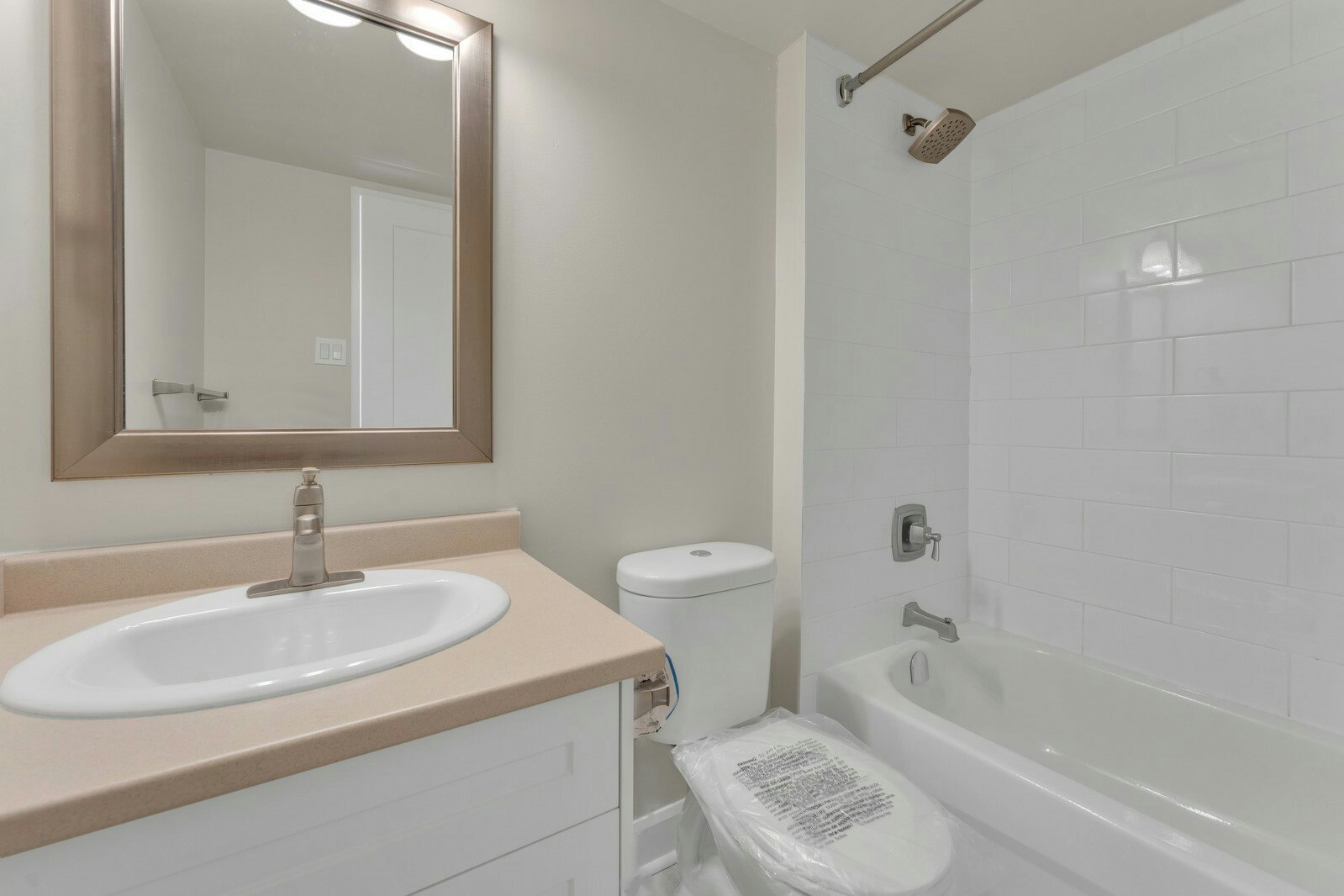 99-210-99 Sidney Street, Belleville, ON, K8P 4Y1 - 16