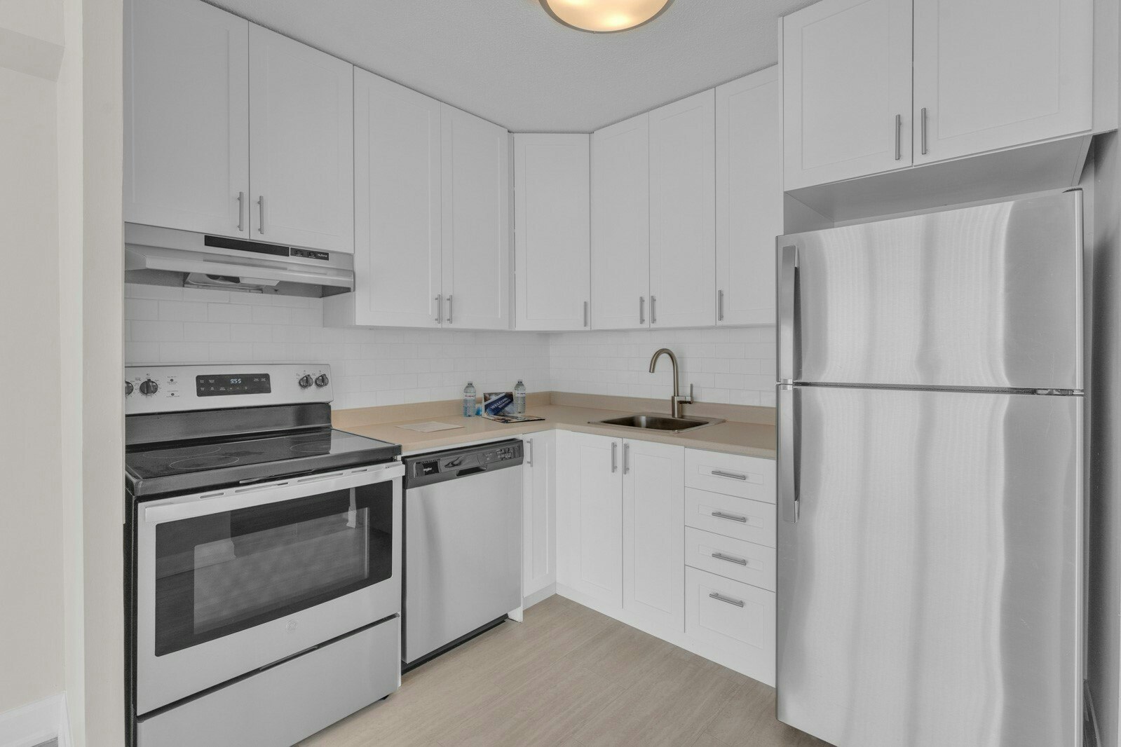 99-210-99 Sidney Street, Belleville, ON, K8P 4Y1 - 13