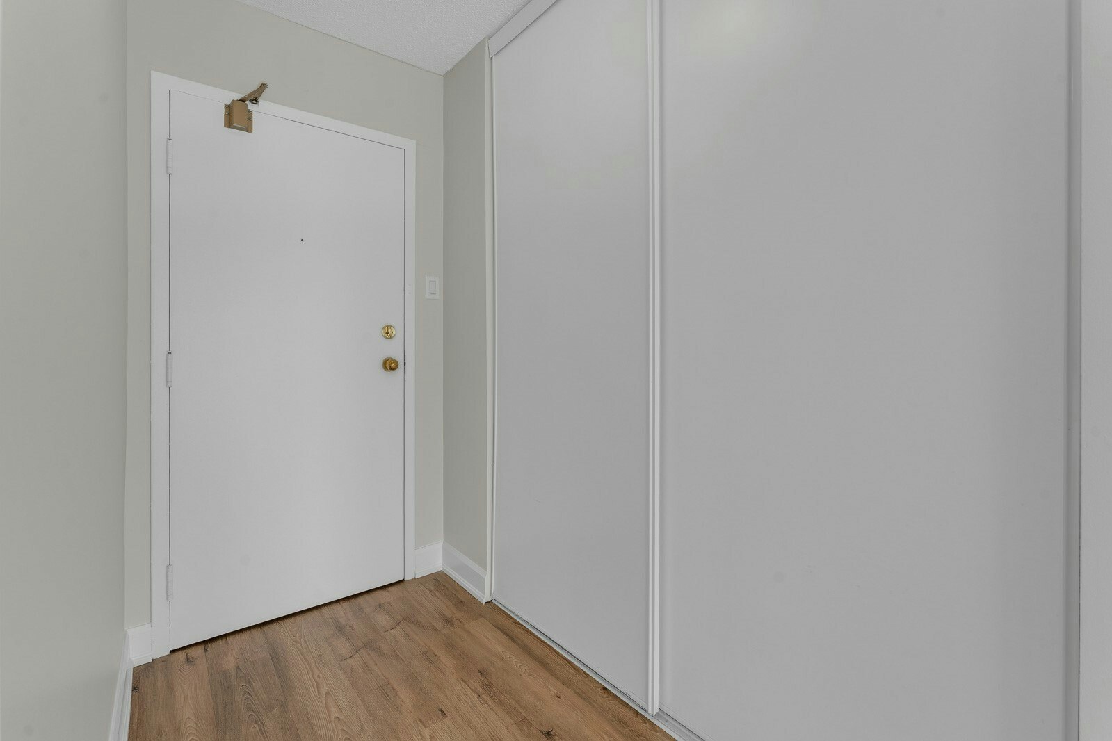 95-206-99 Sidney Street, Belleville, ON, K8P 4Y1 - 4