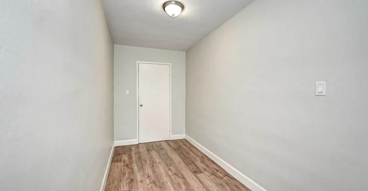 310 Clyde Road, Cambridge, ON, N1R 1L6 - 4
