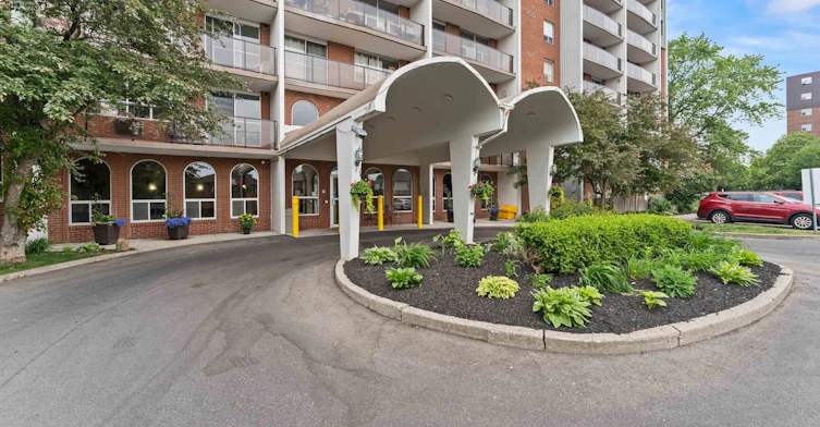 47 Memorial Drive, Brantford, ON, N3R 6N5