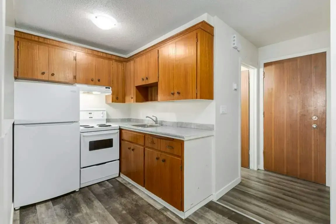 9-2131 Angus Street, Regina, SK, S4T 2A1 - 2