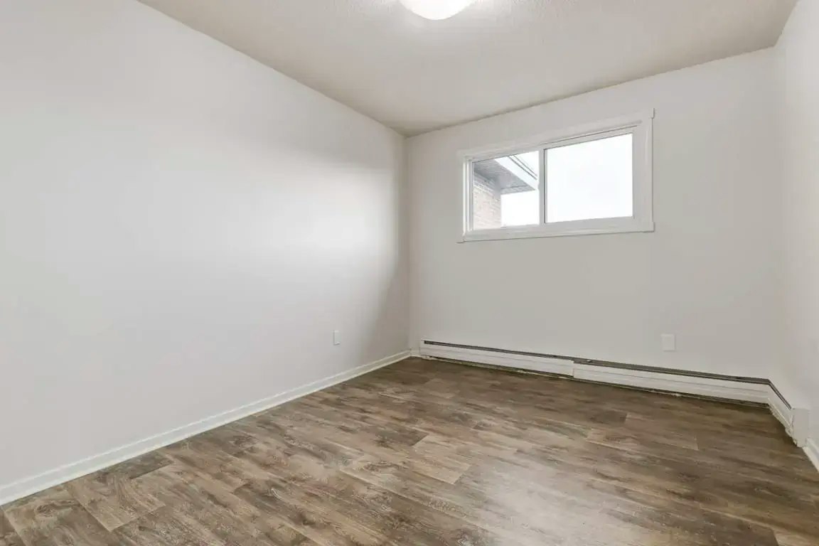 22-30 Spence Street, Regina, SK, S4S 4H4 - 9