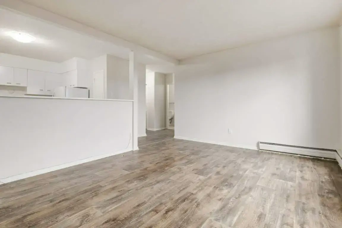 22-30 Spence Street, Regina, SK, S4S 4H4 - 5
