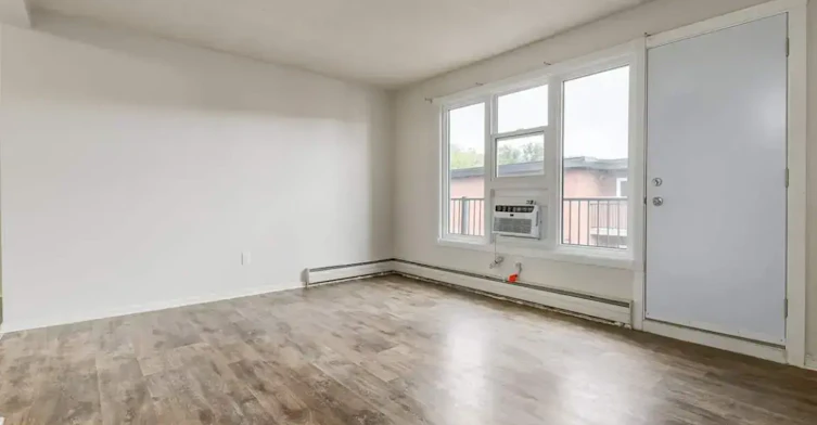25-30 Spence Street, Regina, SK, S4S 4H4 - 4