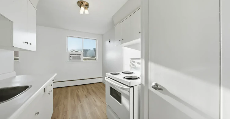27-2220 Robinson Street, Regina, SK, S4T 2P9 - 10