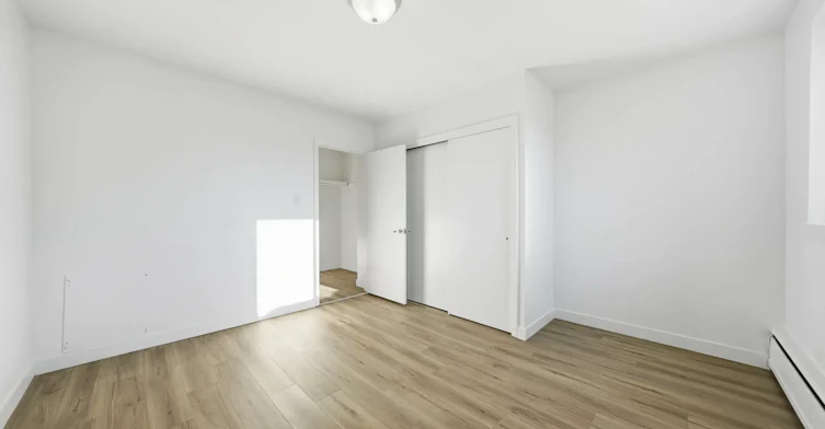2-2240 Robinson Street, Regina, SK, S4T 2P9 - 9