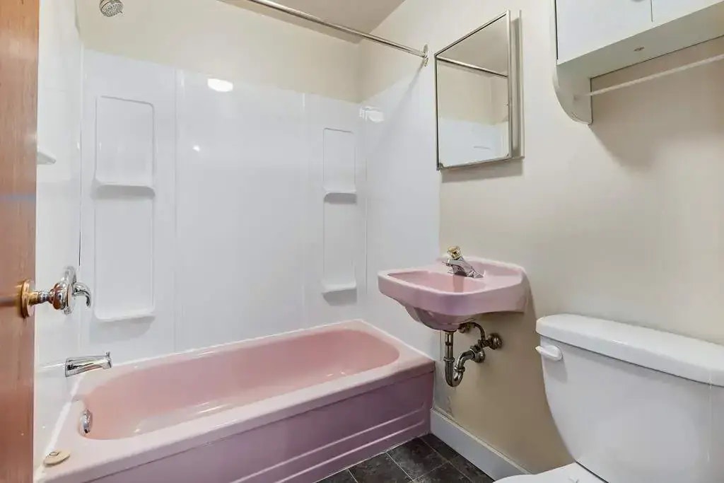 8-2240 Robinson Street, Regina, SK, S4T 2P9 - 18