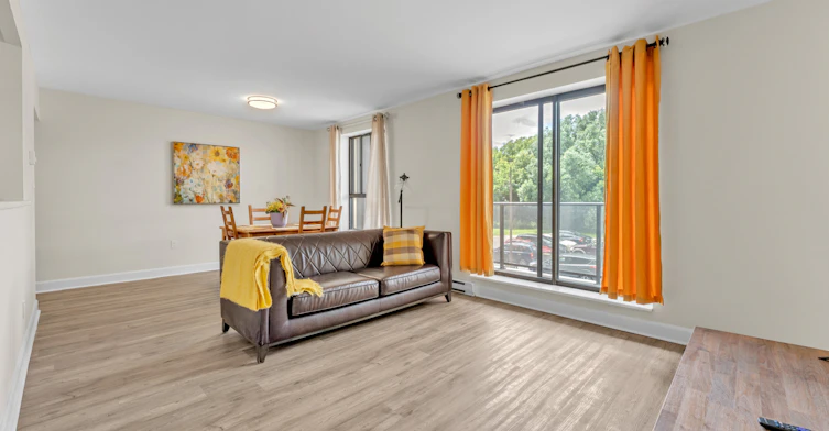 67 Village Drive, Kingston, ON, K7K 6K7 - 9