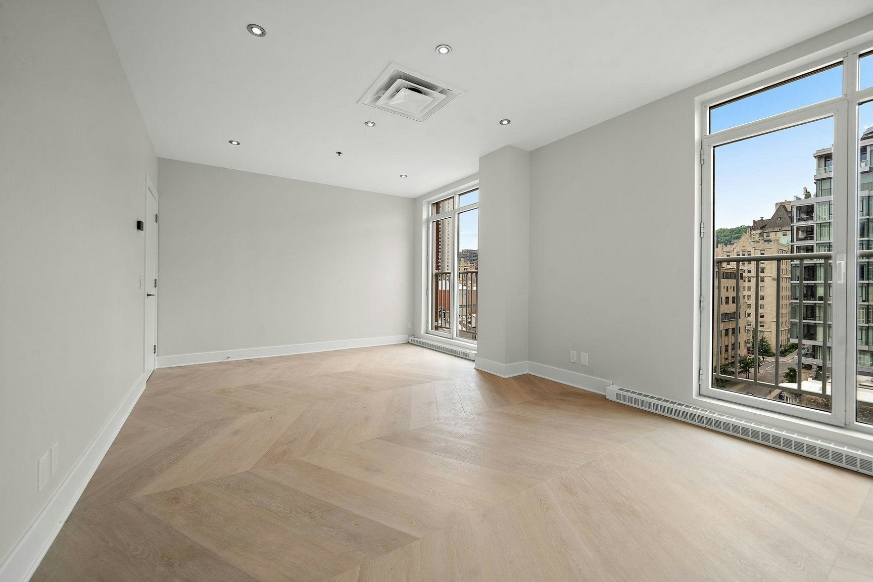 104-2015 De La Montagne, Montréal, QC, H3G 1Z9 - 31