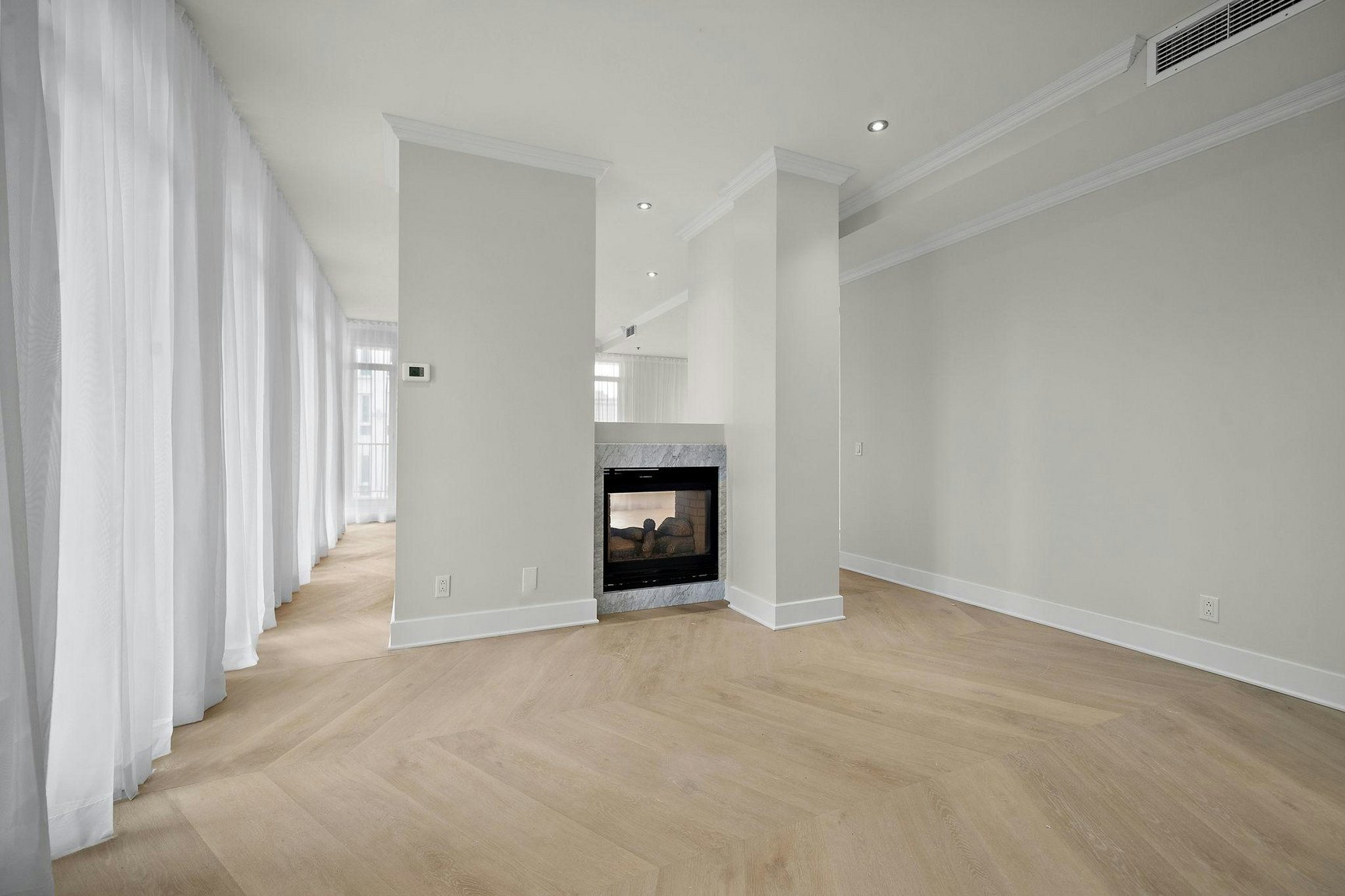 503-2015 De La Montagne, Montréal, QC, H3G 1Z9 - 32