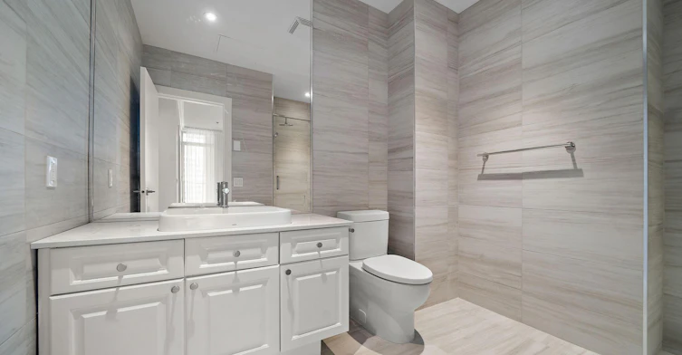 304-2015 De La Montagne, Montréal, QC, H3G 1Z9 - 24