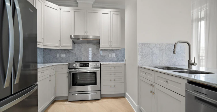 304-2015 De La Montagne, Montréal, QC, H3G 1Z9 - 33