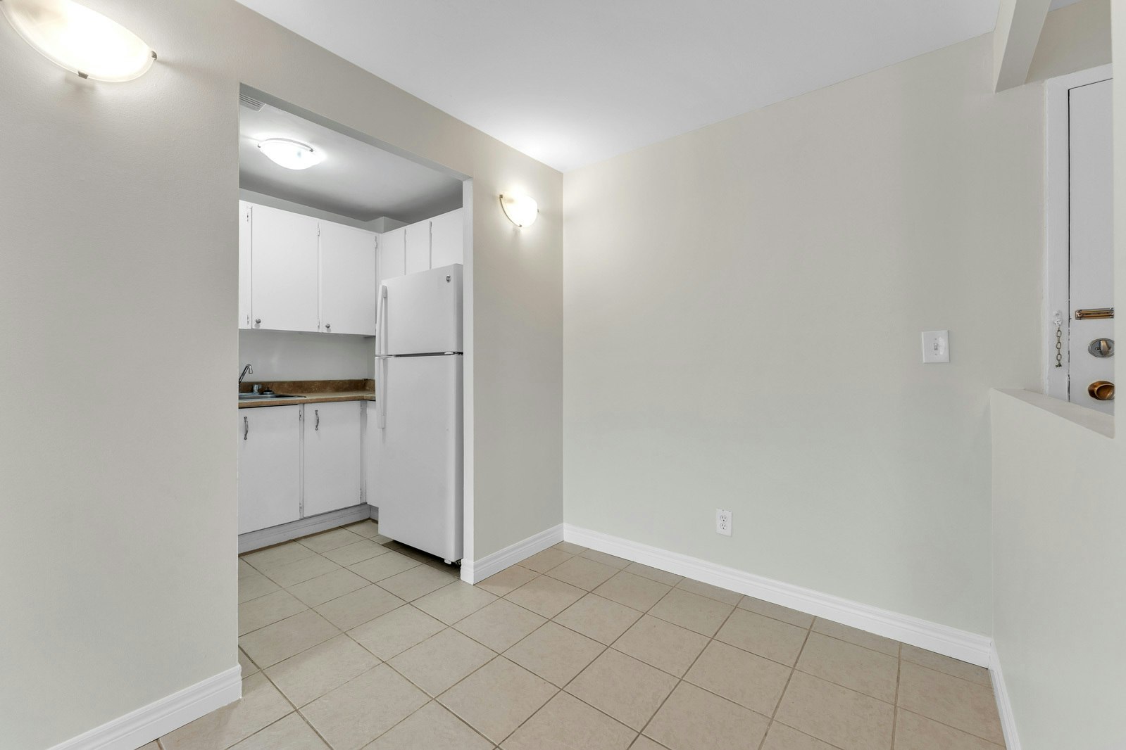 25-112-25 Briceland Street, Kingston, ON, K7K 5Z9 - 8