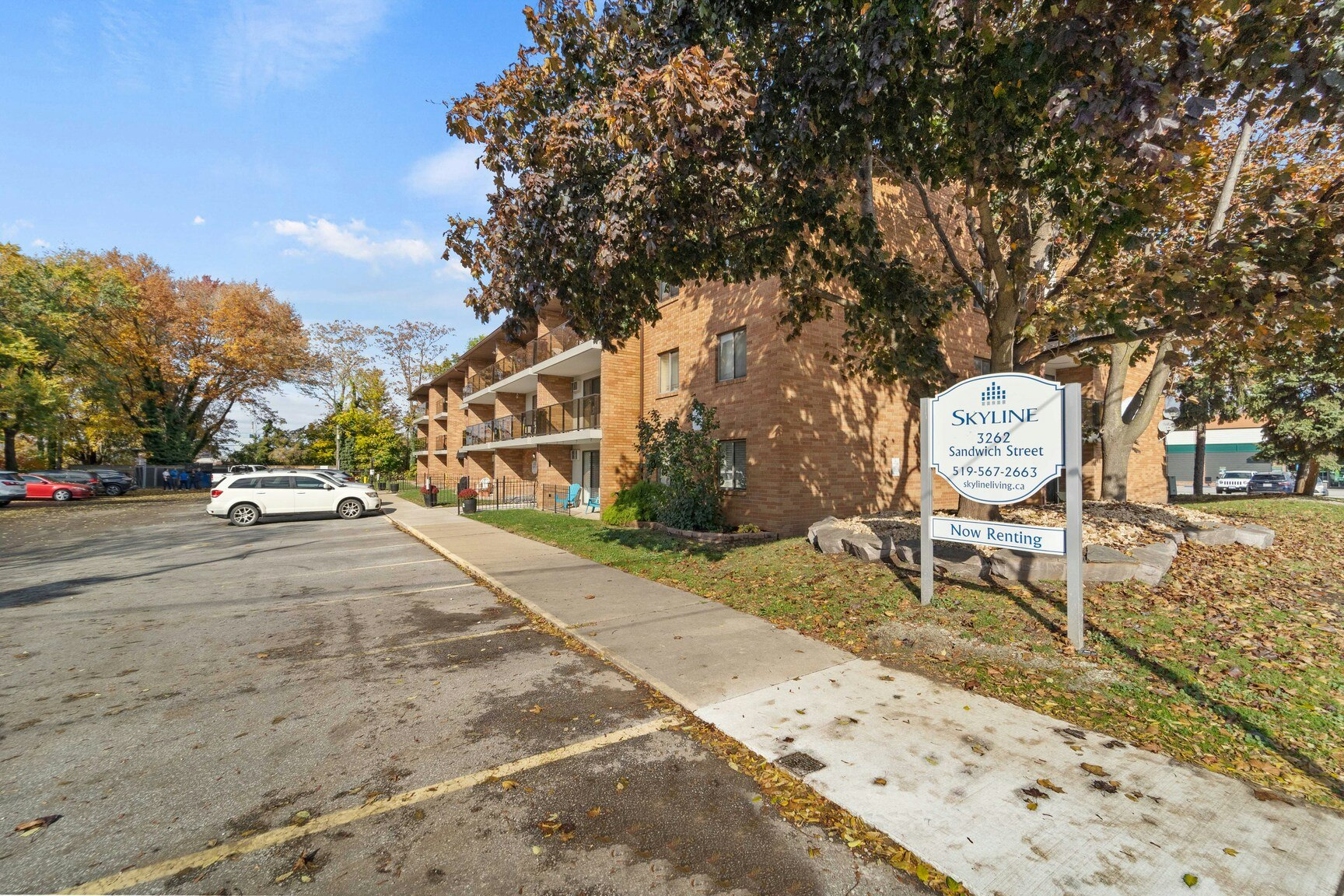 208-3262 Sandwich Street, Windsor, ON, N9C 1A8 - 3
