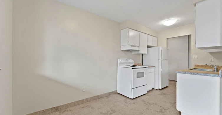 208-3262 Sandwich Street, Windsor, ON, N9C 1A8 - 11
