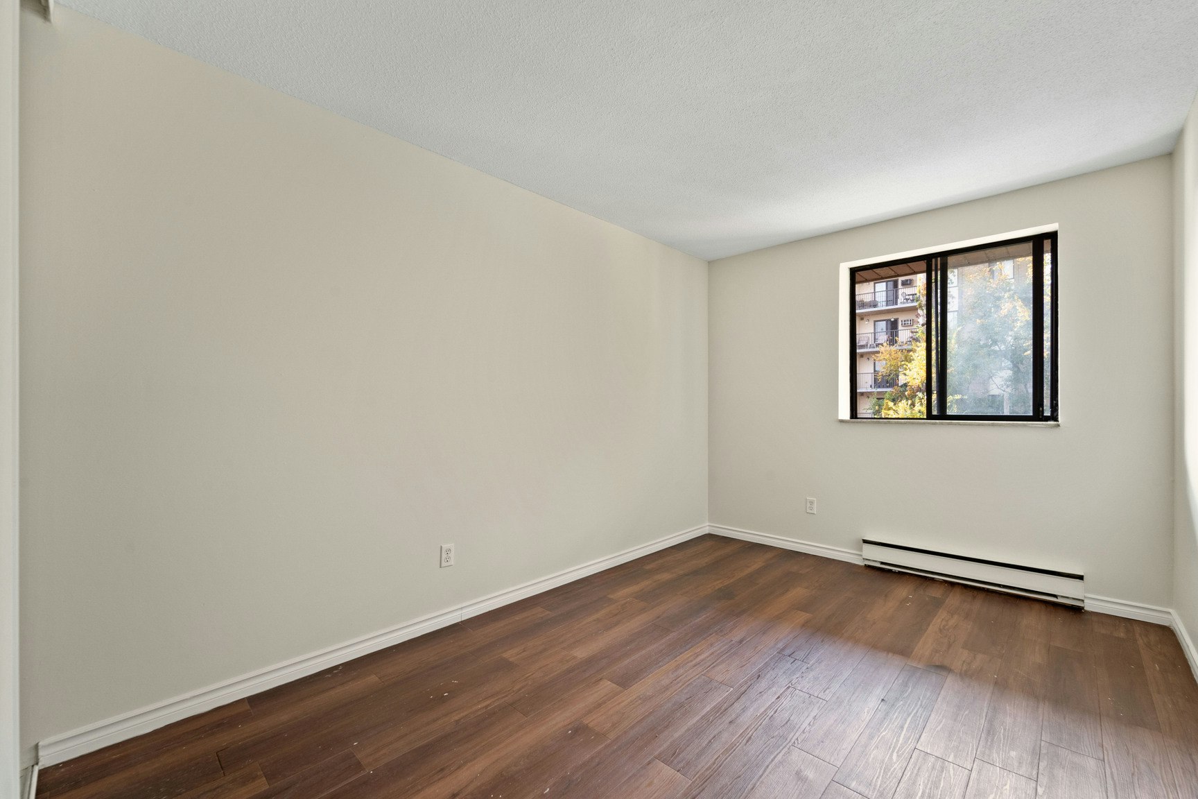 208-3262 Sandwich Street, Windsor, ON, N9C 1A8 - 18