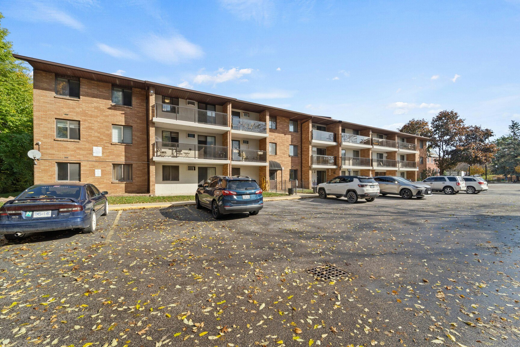 208-3262 Sandwich Street, Windsor, ON, N9C 1A8 - 2