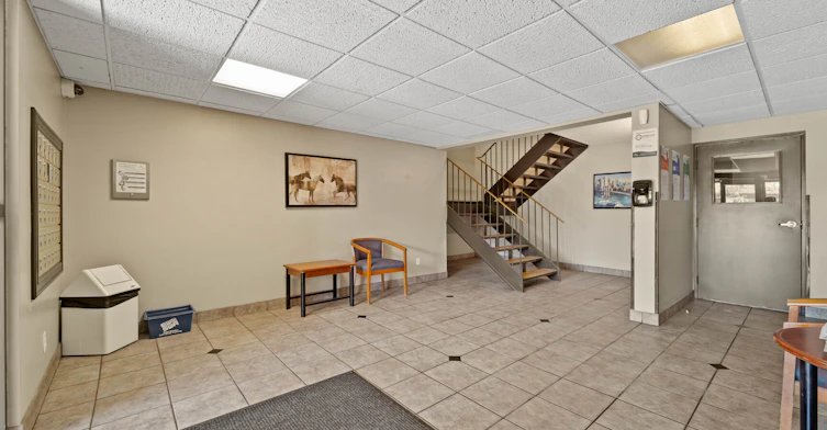 208-3262 Sandwich Street, Windsor, ON, N9C 1A8 - 6