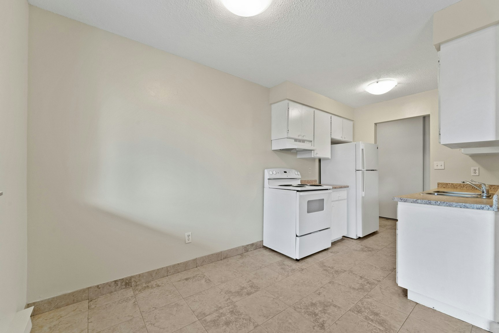 303-3262 Sandwich Street, Windsor, ON, N9C 1A8 - 11