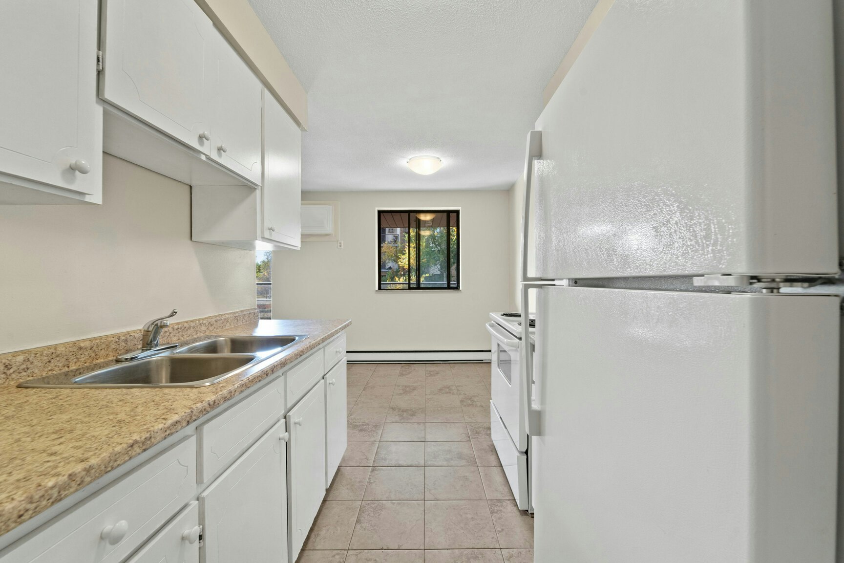 303-3262 Sandwich Street, Windsor, ON, N9C 1A8 - 16