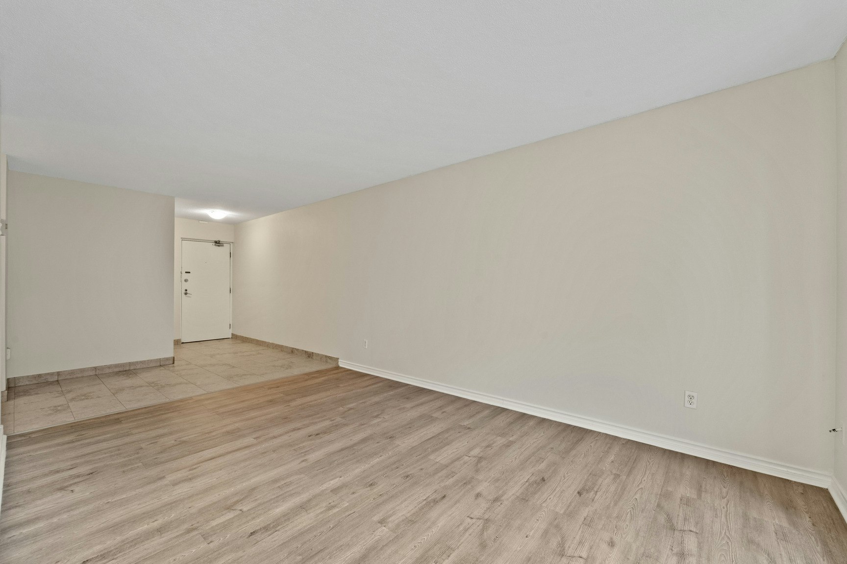 303-3262 Sandwich Street, Windsor, ON, N9C 1A8 - 10