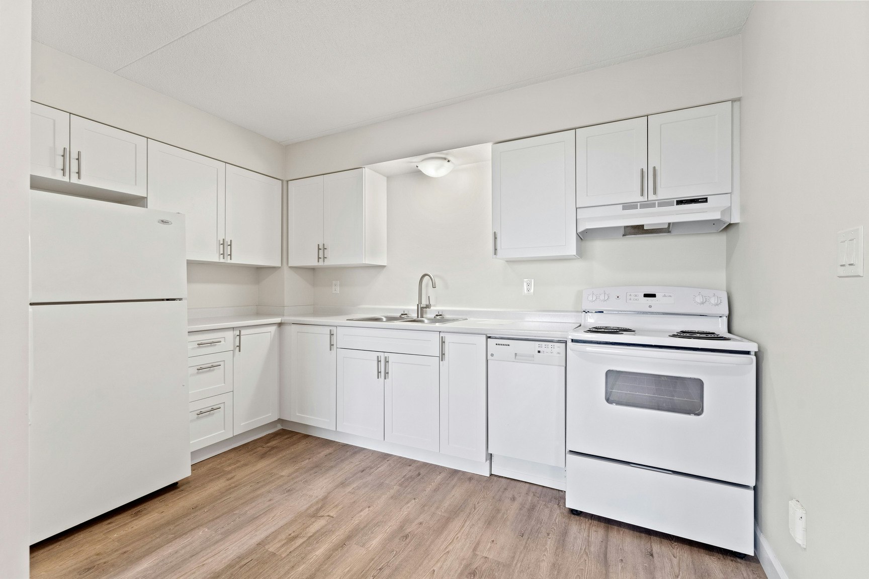 421-11873 Tecumseh Road E, Tecumseh, ON, N8N 3K1 - 5