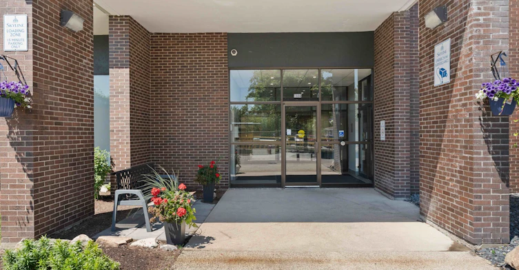 210-11886 Tecumseh Road E, Tecumseh, ON, N8N 3C2 - 2