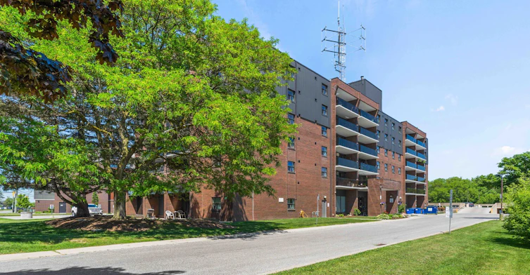 403-11886 Tecumseh Road E, Tecumseh, ON, N8N 3C2 - 4
