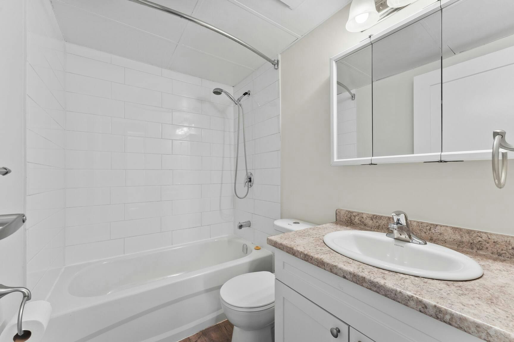 409-11886 Tecumseh Road E, Tecumseh, ON, N8N 3C2 - 17