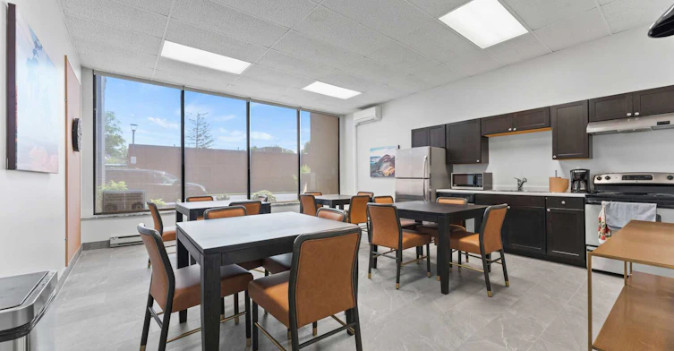 409-11886 Tecumseh Road E, Tecumseh, ON, N8N 3C2 - 7