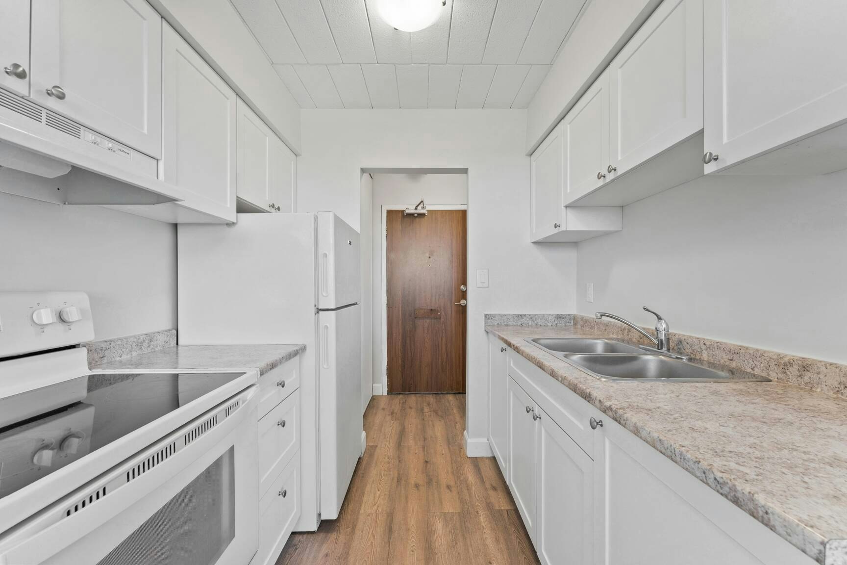 409-11886 Tecumseh Road E, Tecumseh, ON, N8N 3C2 - 12