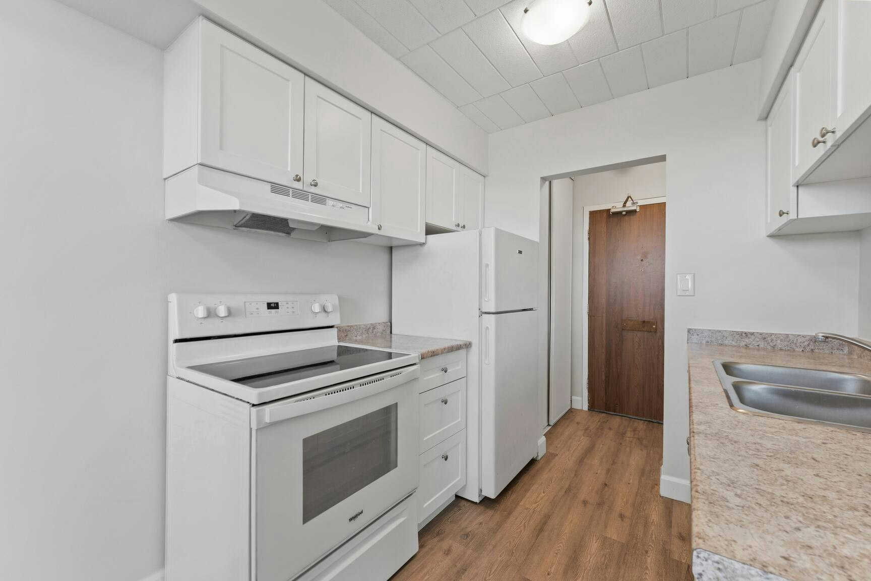 409-11886 Tecumseh Road E, Tecumseh, ON, N8N 3C2 - 13
